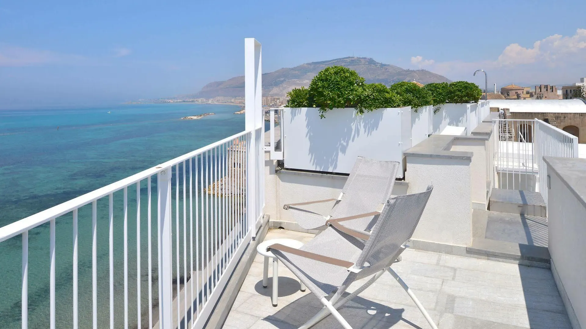 Gaura Apartments location